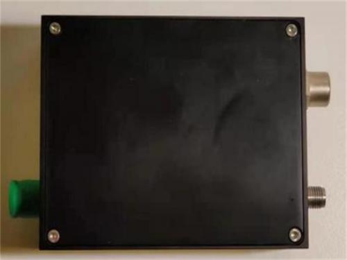  High-speed detector with amplification .